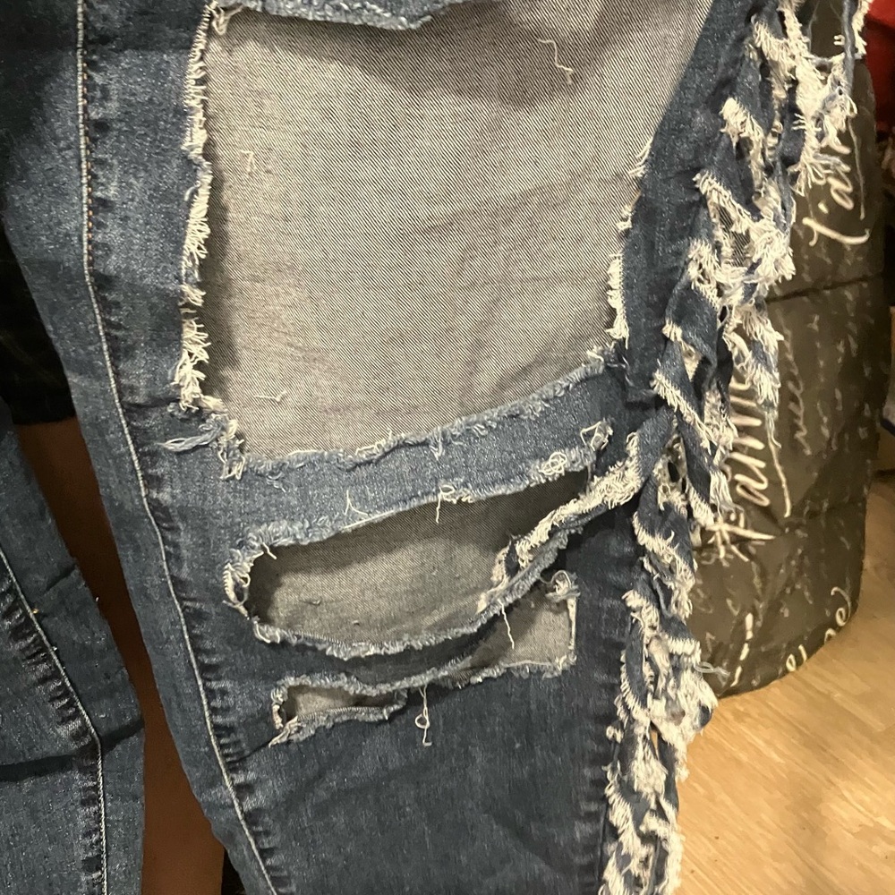 Blue Boyfriend Jeans with Distressed Chain Detail - Picture 5 of 7